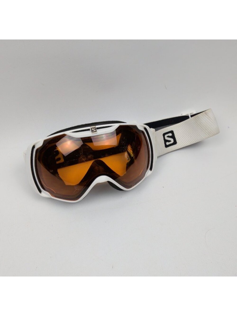 Salomon Ski / Snowboard Goggles Gorcpore White w/ Orange Lens Mountain Read